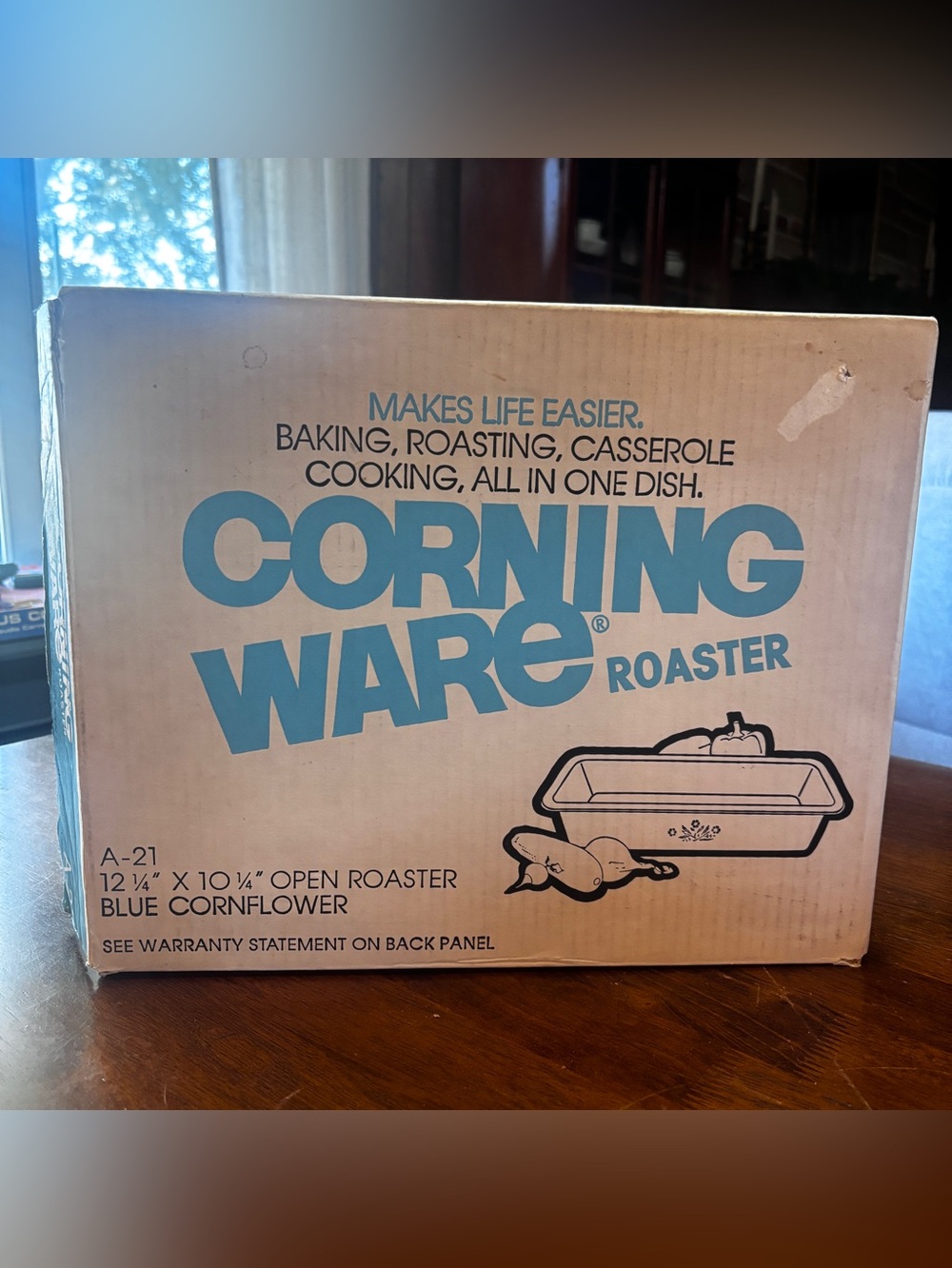 Vtg Corning ware Cornflower Oven Roaster  Open Blue Country With Original Box
